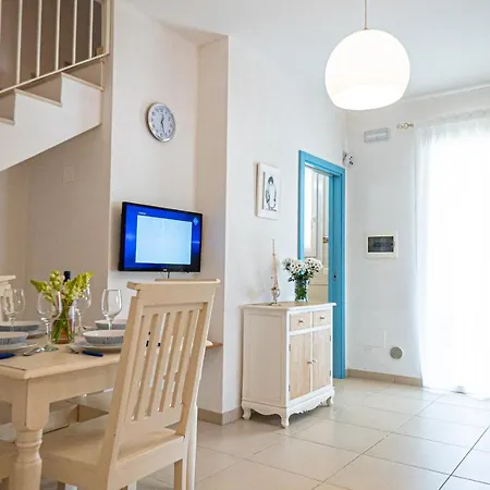 Holiday home Villino Acqua Marina Vacation Torre Lapillo